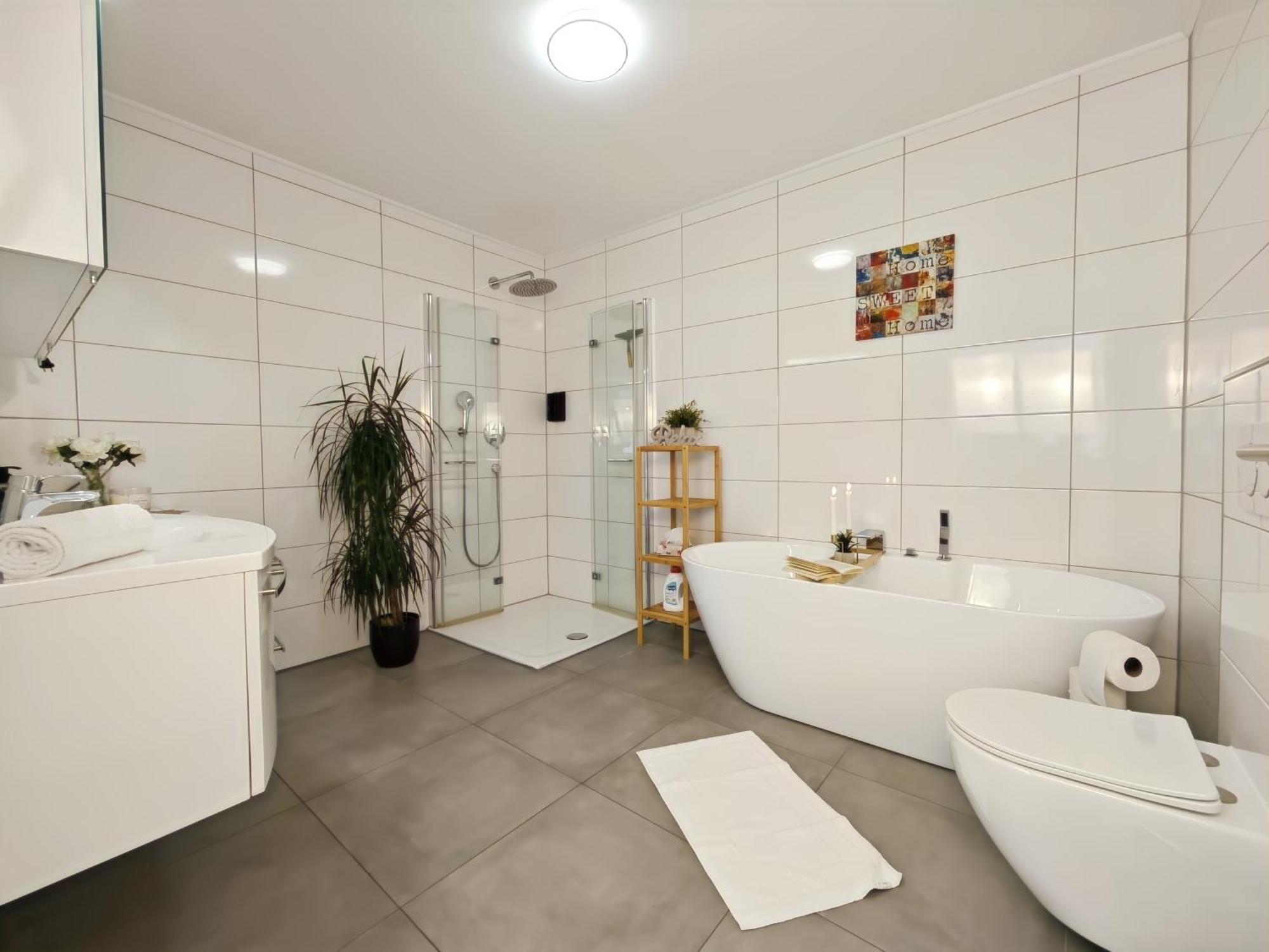 Kaiserin Sisi Fuer Bis Zu 6 - Arbeitsplatz, Badewanne, Parkplatz, Waschmaschine Dinkelsbühl Exterior foto